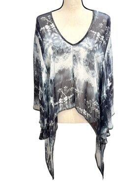 SASS & BIDE NAVY & WHITE "SURRENDER" TIE-DYE SILK W SILVER BEAD TRIM PONCHO TOP